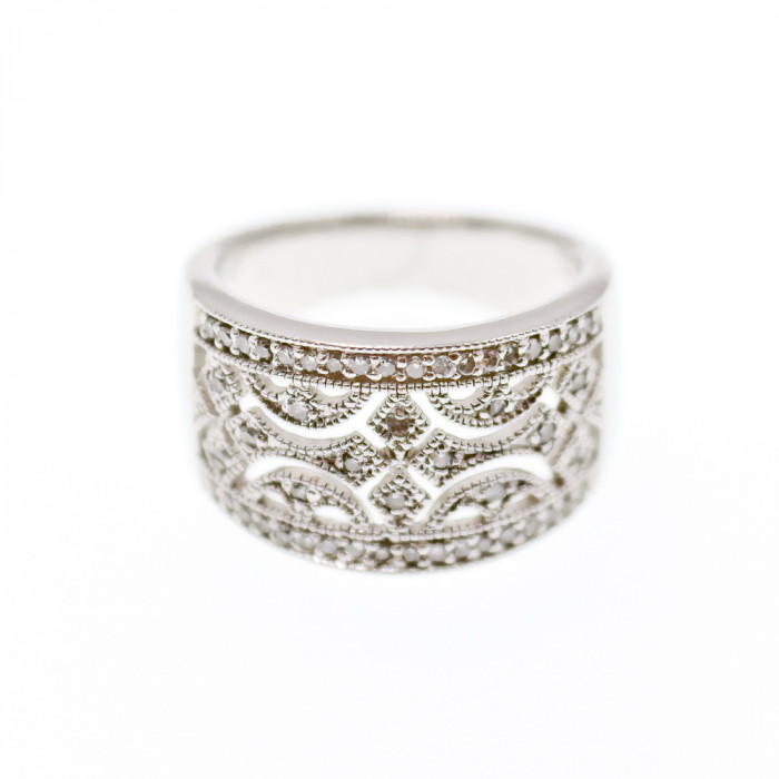 Sky Jewelry Серебряное кольцо с фианитами  Женственность