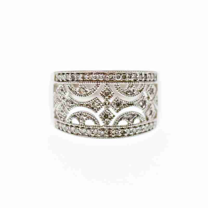 Sky Jewelry Серебряное кольцо с фианитами  Женственность
