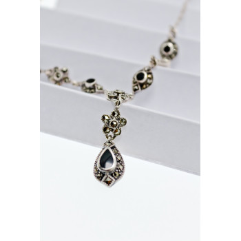 Sky Jewelry Серебряное ожерелье с нефритом и марказитом  Уникальность