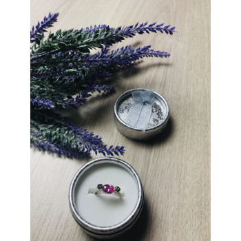 Sky Jewelry Серебряное кольцо с розовым фианитом и маленькими камнями черная Шпинель