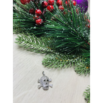 Sky Jewelry Серебряный кулон -череп  с фианитами