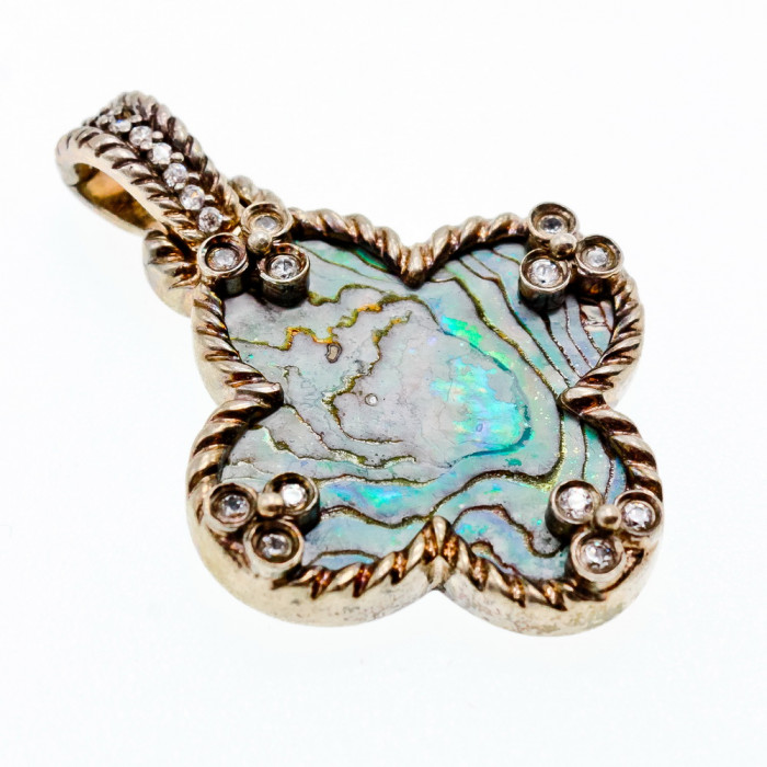 Sky Jewelry Серебряный кулон с камнем Галиотис (Гелиотис)