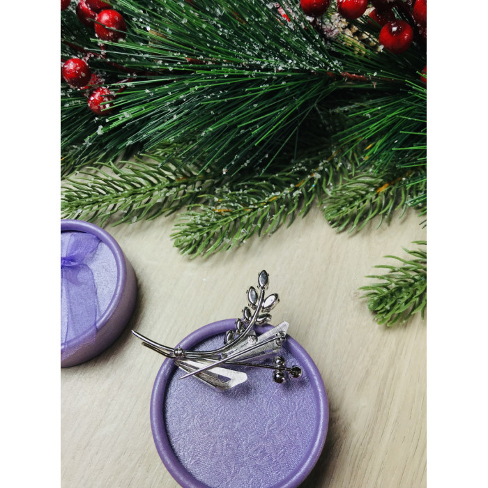 Sky Jewelry Серебряная брошь с фианитами