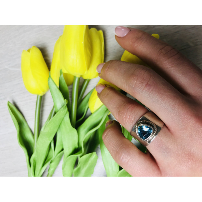 Sky Jewelry Серебряное кольцо 925 проба с голубым фианитом