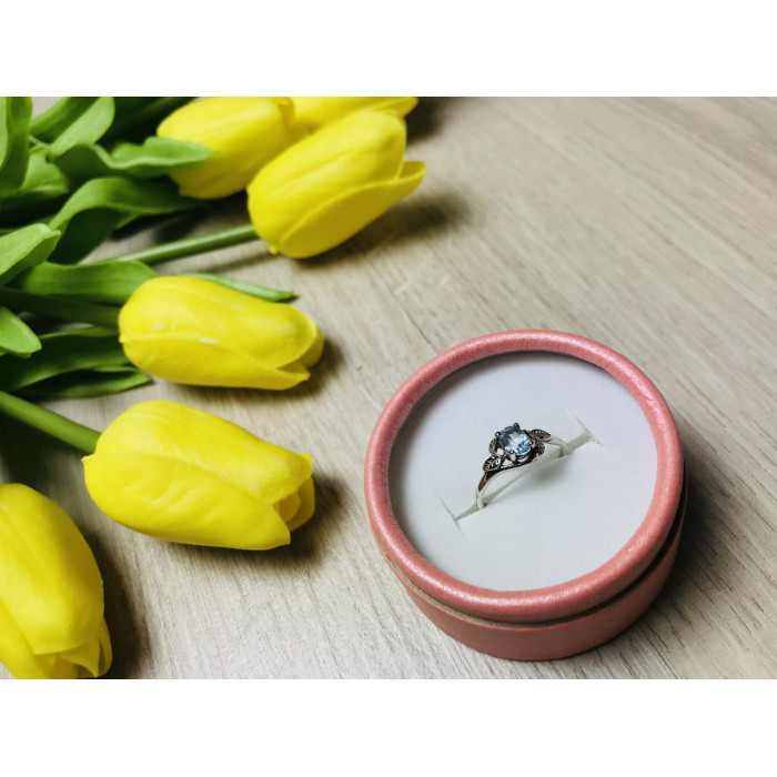 Sky Jewelry Серебряное кольцо с камнем голубая Шпинель