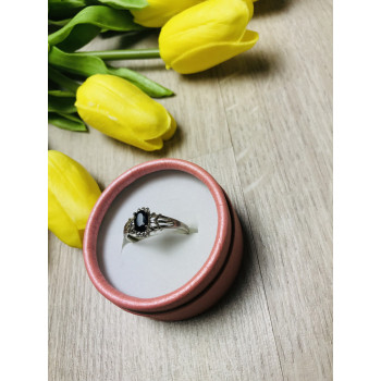 Sky Jewelry Серебряное кольцо с камнем Черная Шпинель