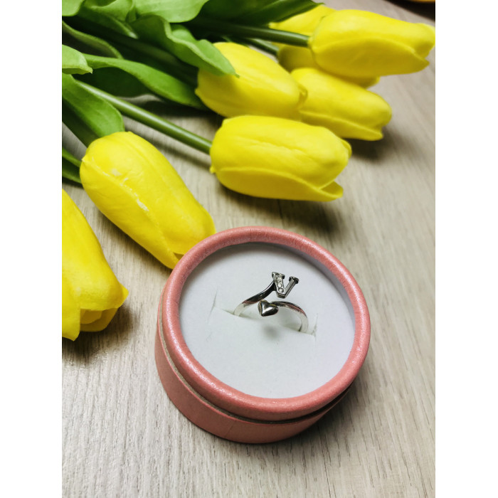Sky Jewelry Серебряное кольцо с буквой V