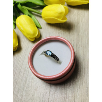 Sky Jewelry Серебряное кольцо с камнем голубая Шпинель и черный кварцем