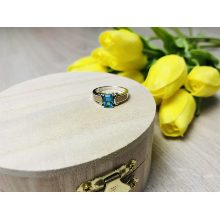 Sky Jewelry Серебряное кольцо с голубой шпинелью