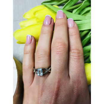 Sky Jewelry Серебряное кольцо с камнем Шпинель