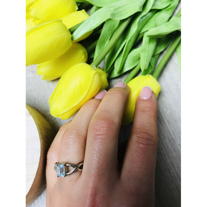 Sky Jewelry Серебряное кольцо с камнем Шпинель