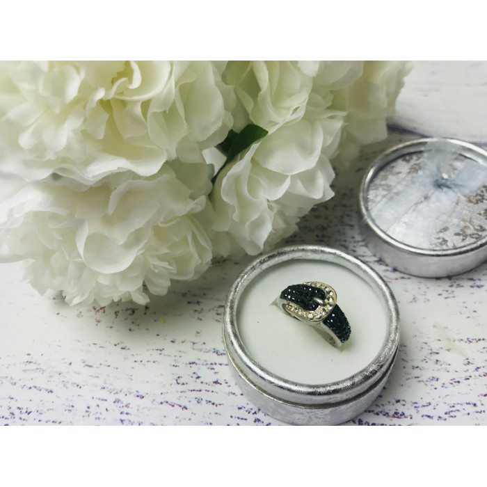 Sky Jewelry Серебряное кольцо - ремень с фианитами