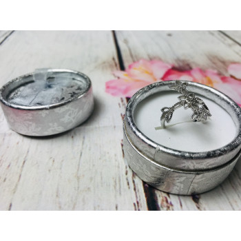 Sky Jewelry Серебряное кольцо с маленьким камнем бесцветный Топаз