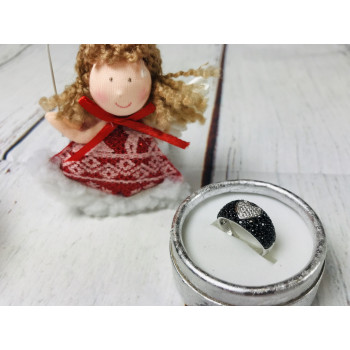 Sky Jewelry Серебряное кольцо с белым камнем Гошенит (берилл) и черная Шпинель