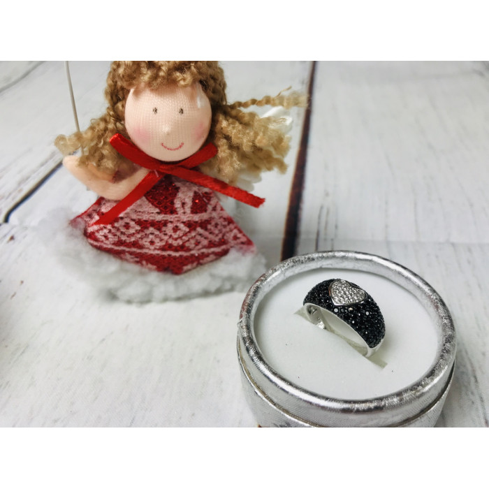 Sky Jewelry Серебряное кольцо с белым камнем Гошенит (берилл) и черная Шпинель