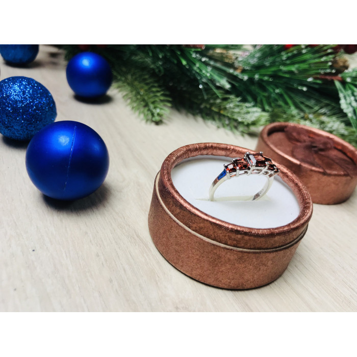 Sky Jewelry Серебряное кольцо с гранатом