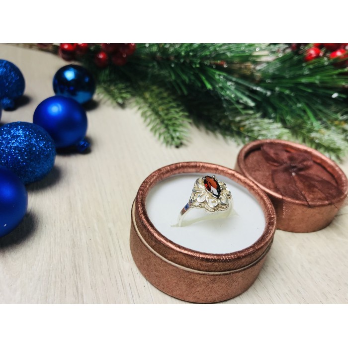 Sky Jewelry Серебряное кольцо 925 проба с гранатом