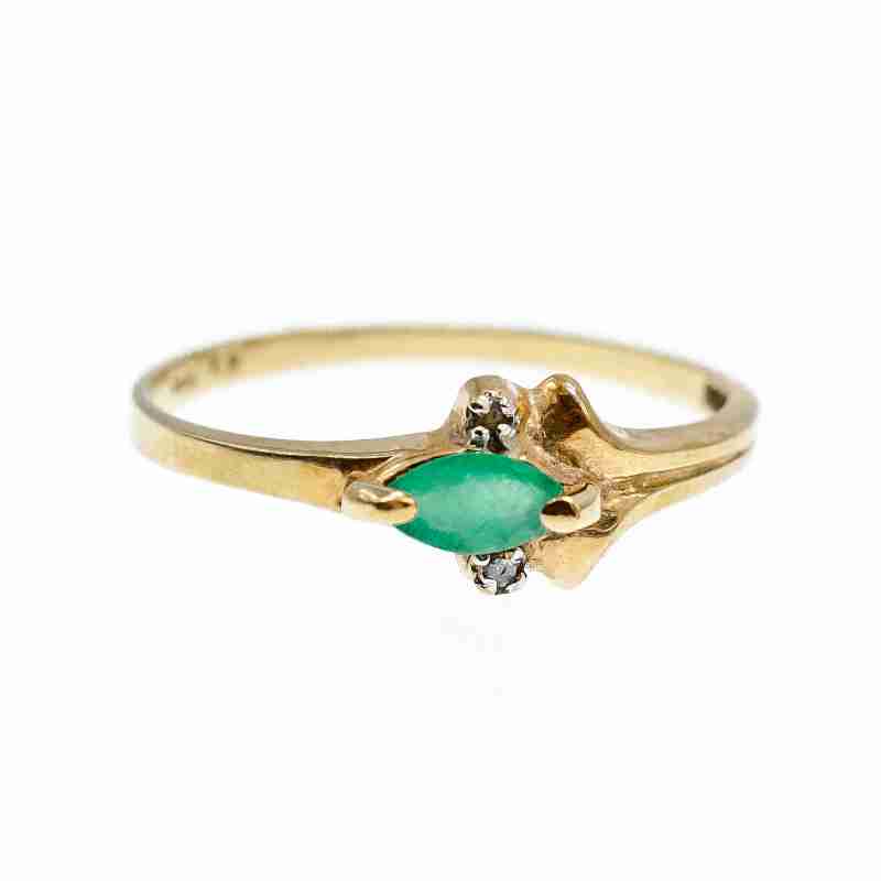 Sky Jewelry Золотое кольцо 10К (417 проба) с изумрудом и бриллиантами