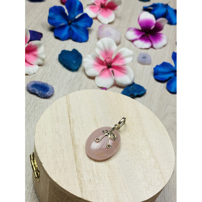 Sky Jewelry Серебряный кулон с камнем Морганит