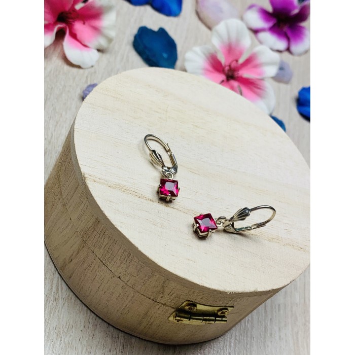 Sky Jewelry Серебряные серьги с камнем розовый Топаз