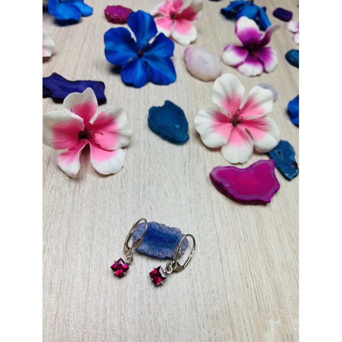 Sky Jewelry Серебряные серьги с камнем розовый Топаз