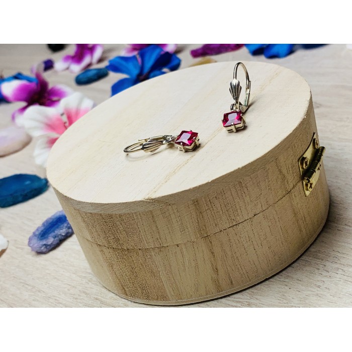 Sky Jewelry Серебряные серьги с камнем розовый Топаз