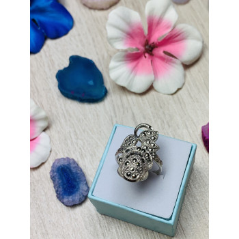 Sky Jewelry Серебряное кольцо с камнями черная Шпинель