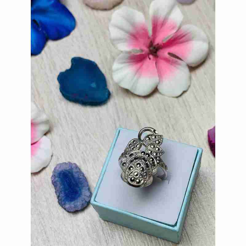 Sky Jewelry Серебряное кольцо с камнями черная Шпинель