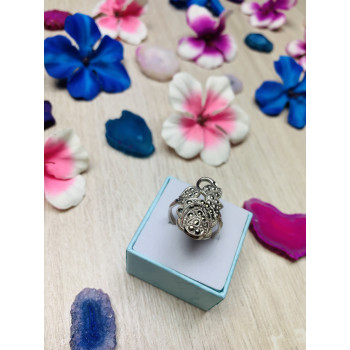 Sky Jewelry Серебряное кольцо с камнями черная Шпинель