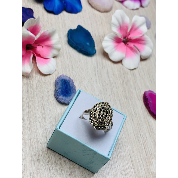 Sky Jewelry Серебряное кольцо с камнями черная Шпинель