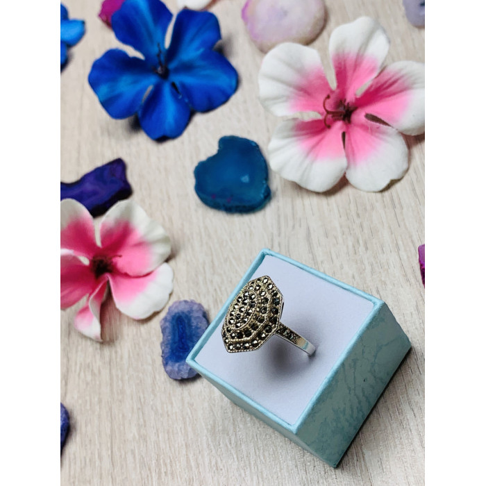 Sky Jewelry Серебряное кольцо с камнями черная Шпинель