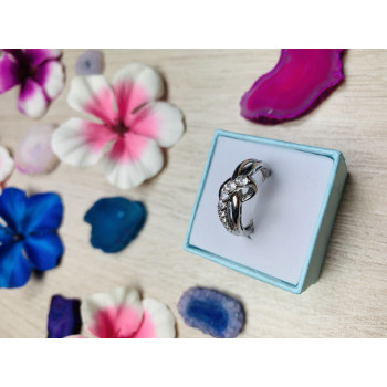 Sky Jewelry Серебряное кольцо с камнями белый Топаз