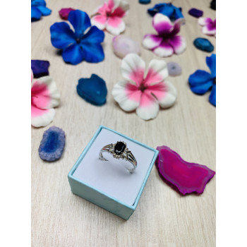 Sky Jewelry Серебряное кольцо с камнем Шпинель