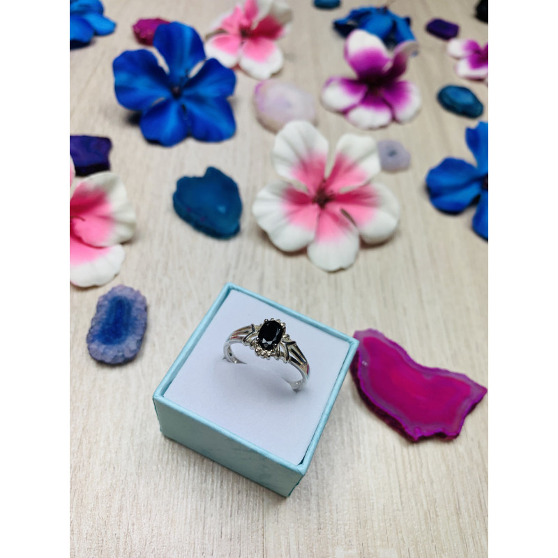 Sky Jewelry Серебряное кольцо с камнем Шпинель