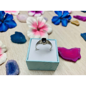 Sky Jewelry Серебряное кольцо с камнем Шпинель