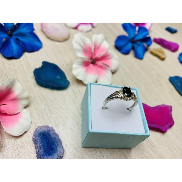 Sky Jewelry Серебряное кольцо с камнем Шпинель