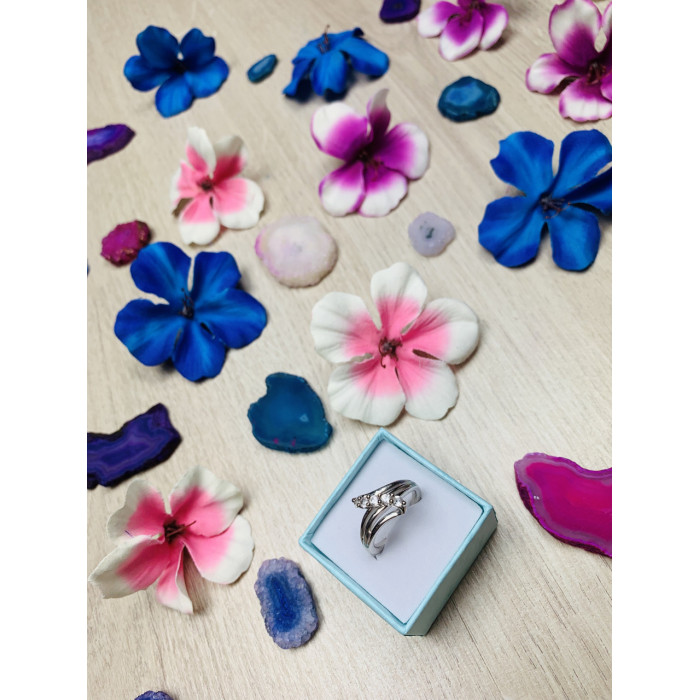 Sky Jewelry Серебряное кольцо с белым топазом