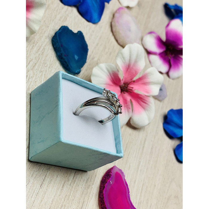 Sky Jewelry Серебряное кольцо с белым топазом