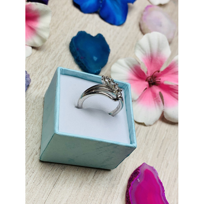 Sky Jewelry Серебряное кольцо с белым топазом