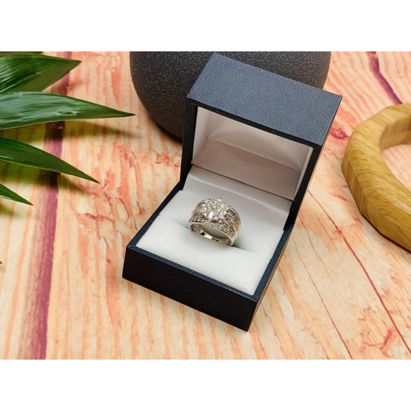 Sky Jewelry Серебряное кольцо с фианитами 925 проба