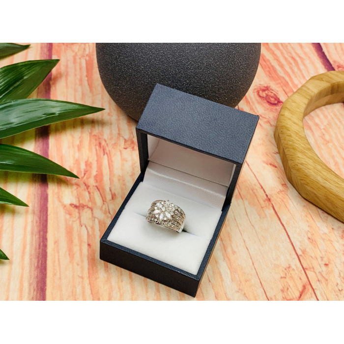 Sky Jewelry Серебряное кольцо с фианитами 925 проба