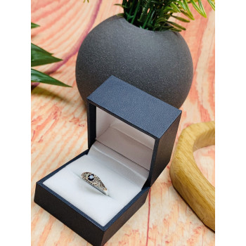 Sky Jewelry Серебряное кольцо с Сапфировой Шпинелью и камнями Белый Сапфир