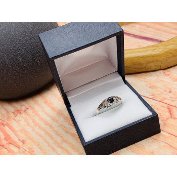 Sky Jewelry Серебряное кольцо с Сапфировой Шпинелью и камнями Белый Сапфир