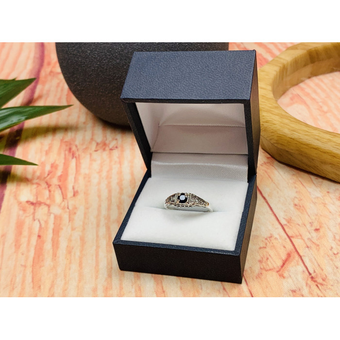 Sky Jewelry Серебряное кольцо с Сапфировой Шпинелью и камнями Белый Сапфир