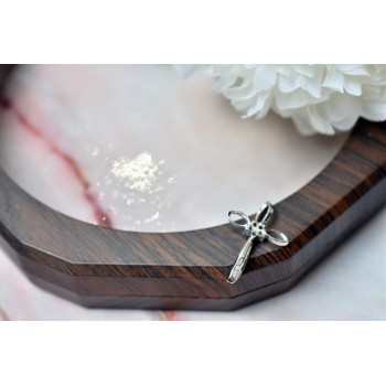 Sky Jewelry Золотой кулон  с бесцветным (белым) сапфиром