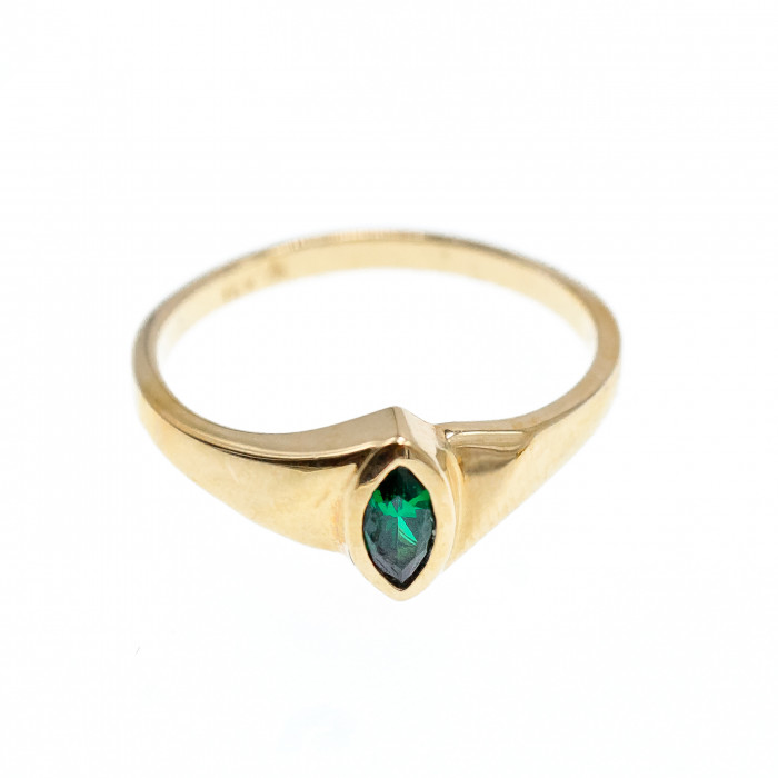 Sky Jewelry Золотое кольцо с Изумрудом