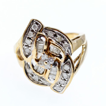 Sky Jewelry Золотое кольцо с бесцветным (белым) сапфиром