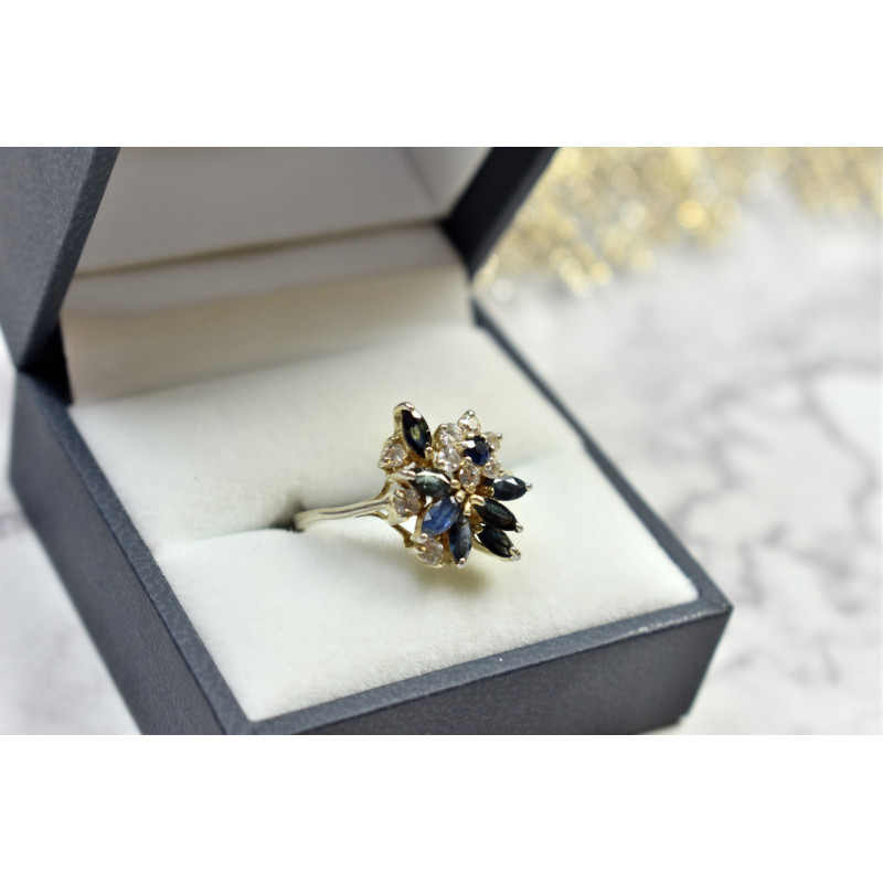 Sky Jewelry Серебряное кольцо с темно-синей Шпинелью и фианитами