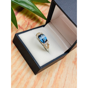 Sky Jewelry Серебряное кольцо с камнем Шпинель