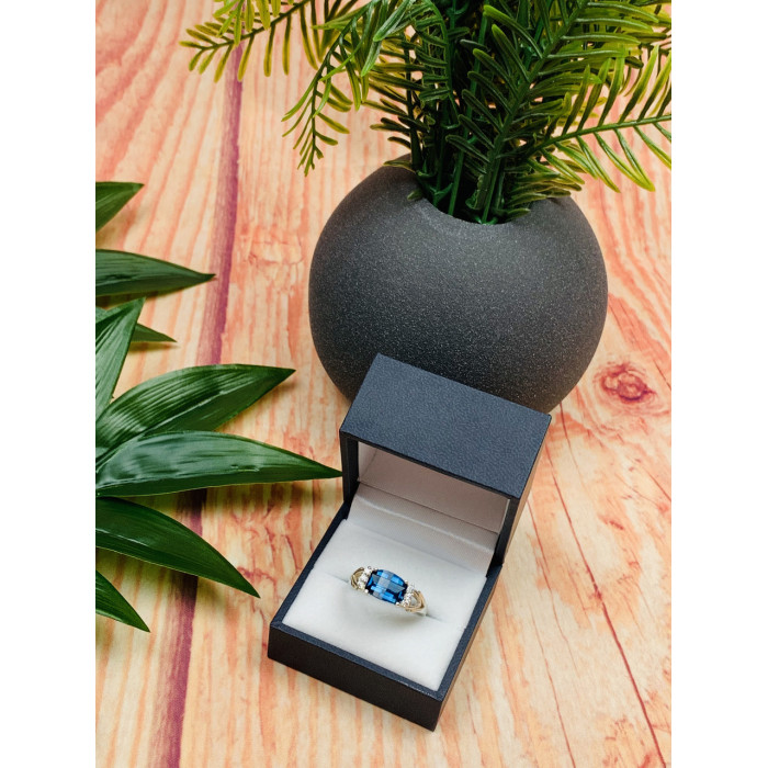 Sky Jewelry Серебряное кольцо с камнем Шпинель